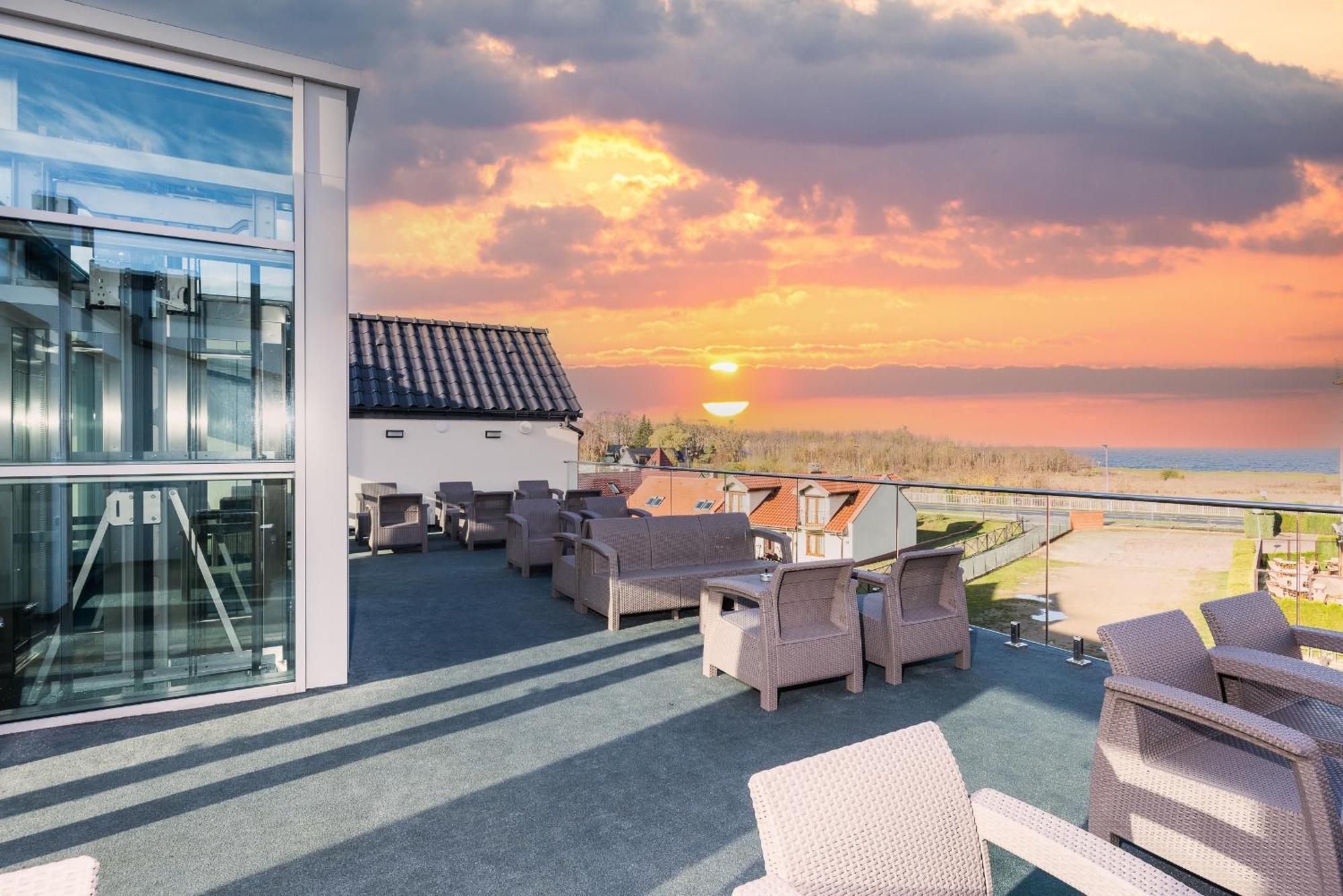 Villa Vis A Vis Trzęsacz Buitenkant foto